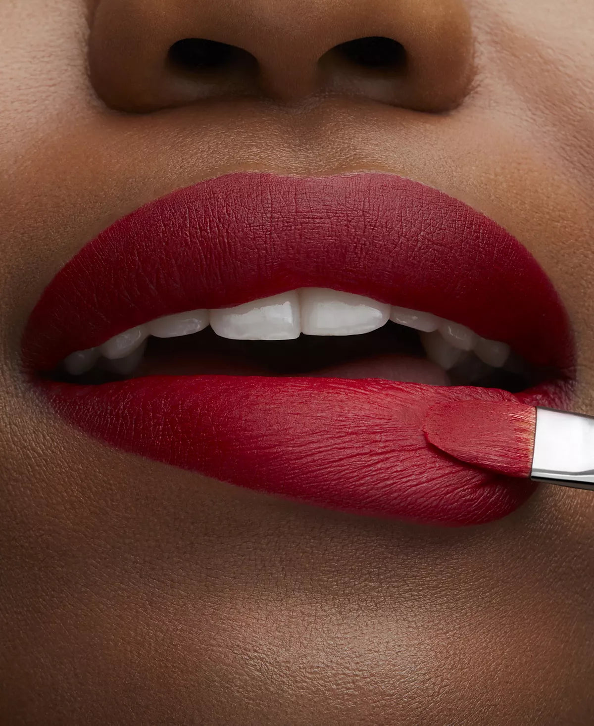 MAC HAIL TO THE CHIC LIPSTICK TRIO